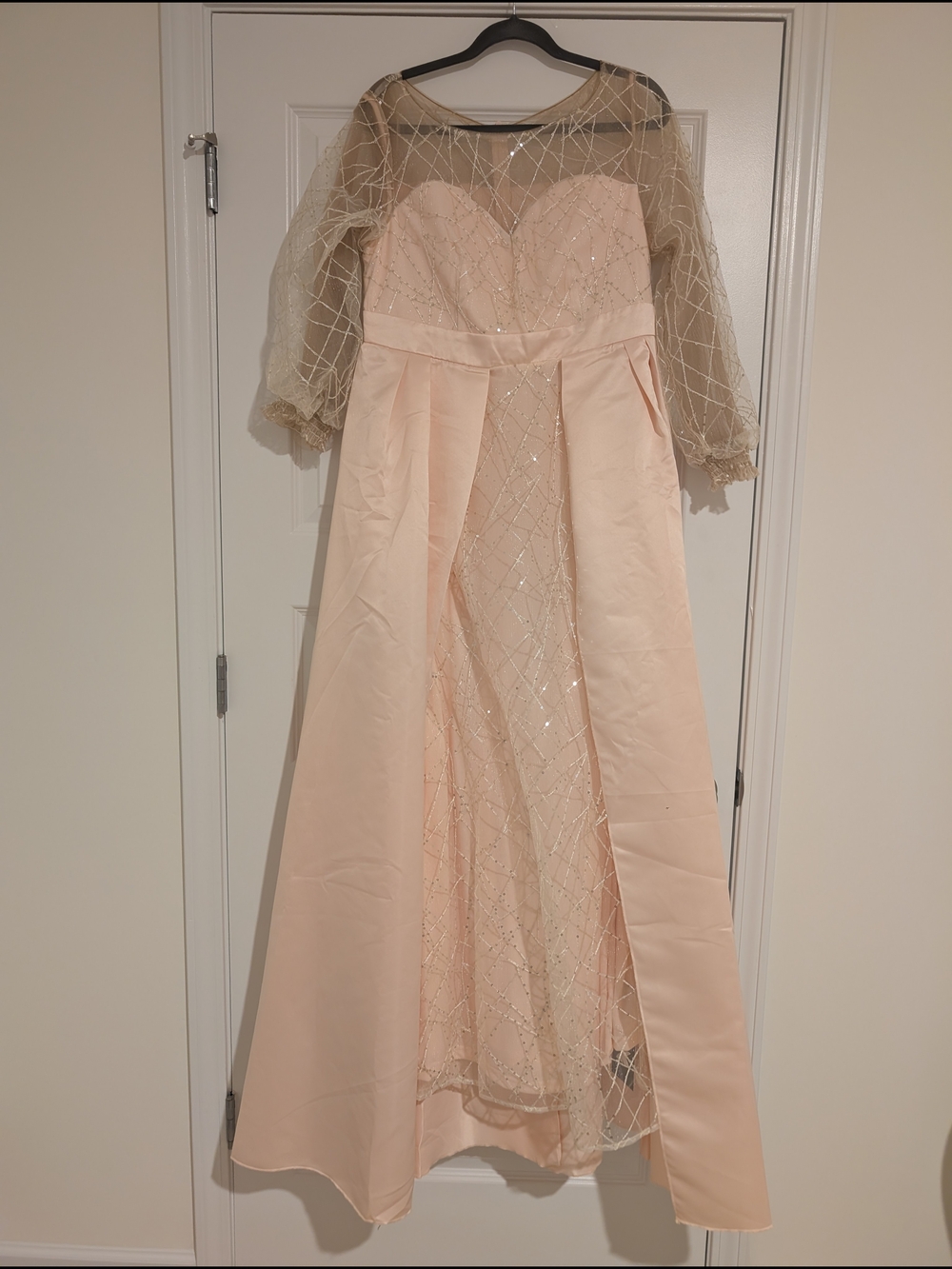 Elegant Pink Evening Wedding Dress with Sheer Gold Overlay